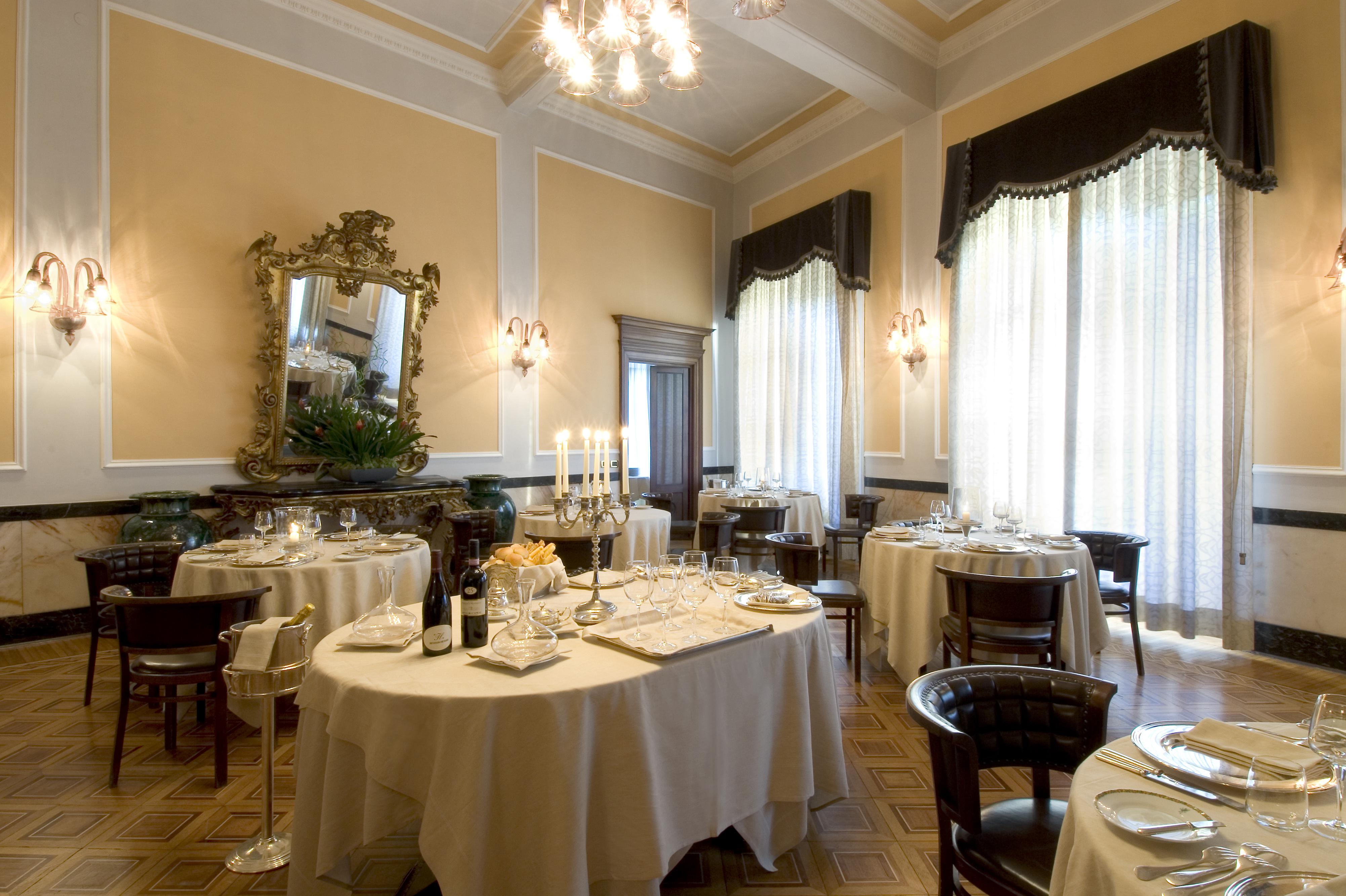 Sina Brufani Hotel Perugia Bagian luar foto The restaurant